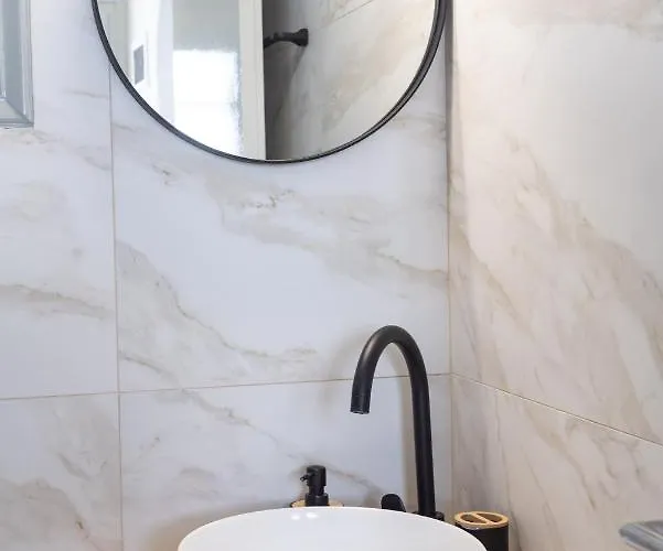 Navi A1 Brand New In Appartement